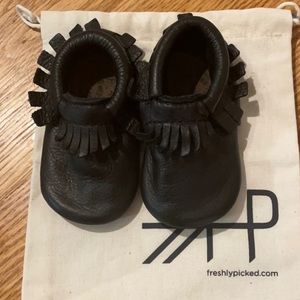Freshly Picked Mini Sole Moccasins size 3